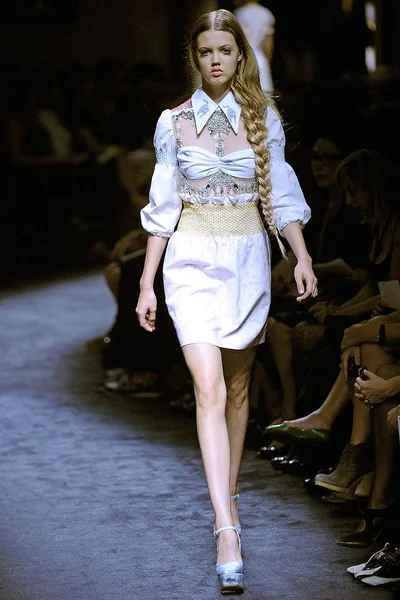 Look 36